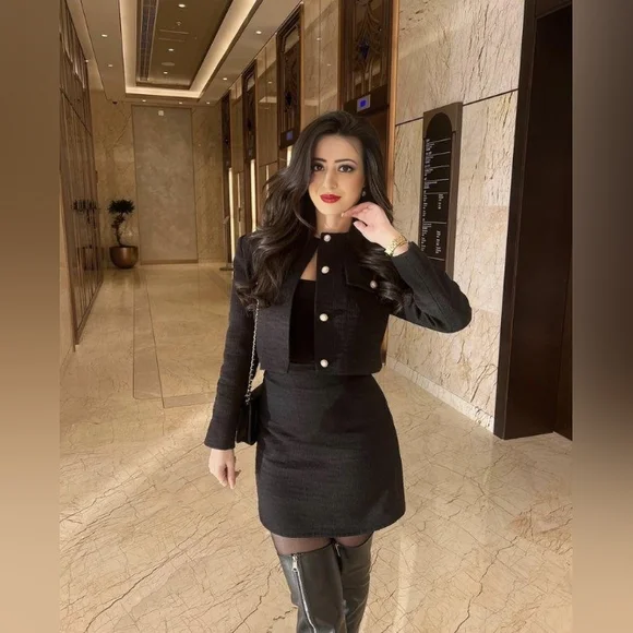 Meet The Posher, Amanda S. - Picture 10 of 16